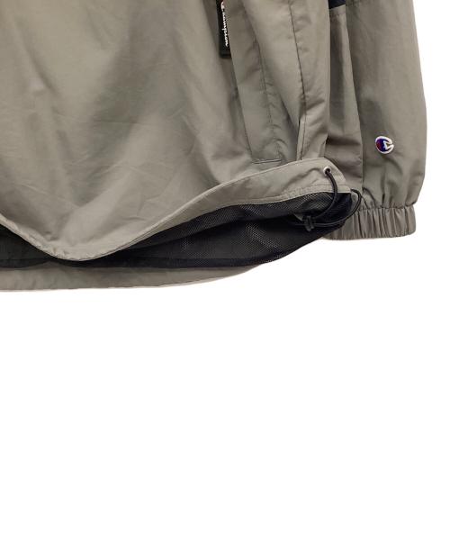 Champion（チャンピオン）Champion (チャンピオン) ナイロンプルオーバーパーカー グレー×ブラック サイズ:Mの古着・服飾アイテム