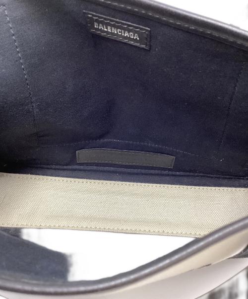 BALENCIAGA（バレンシアガ）BALENCIAGA (バレンシアガ) ショルダー2WAYバッグ ブラック×ホワイトの古着・服飾アイテム