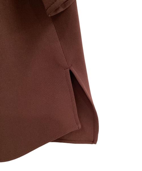 SOEJU（ソージュ）SOEJU (ソージュ) ライトクロスクルーネックブラウス ブラウン サイズ:Lの古着・服飾アイテム