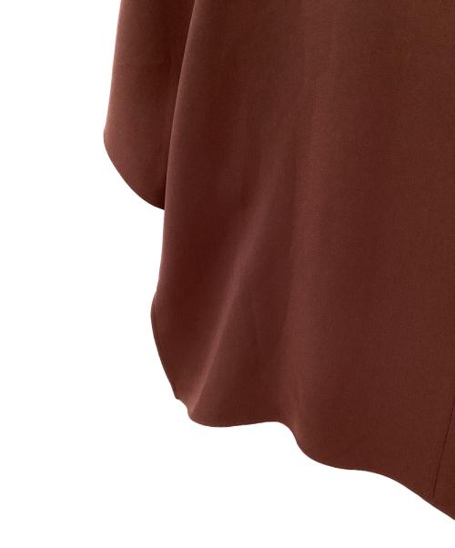 SOEJU（ソージュ）SOEJU (ソージュ) ライトクロスクルーネックブラウス ブラウン サイズ:Lの古着・服飾アイテム