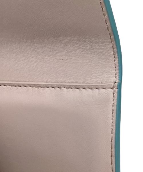 FURLA（フルラ）FURLA (フルラ) フルラ/3つ折り財布 グリーンの古着・服飾アイテム