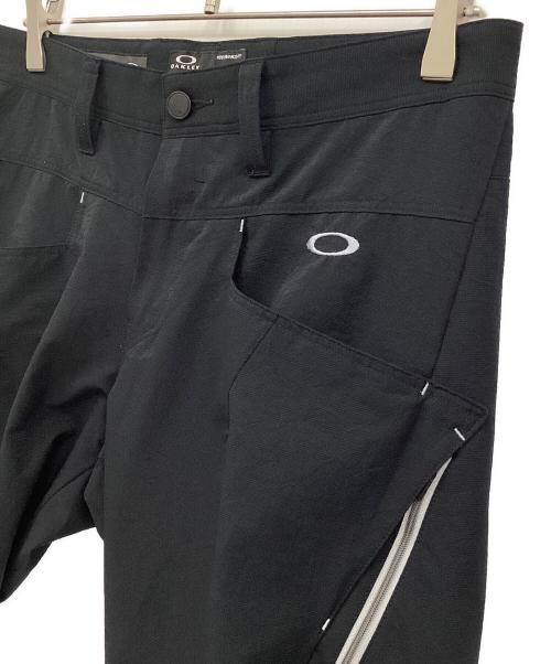 OAKLEY（オークリー）OAKLEY (オークリー) ゴルフパンツ ブラック サイズ:81㎝(W32)の古着・服飾アイテム