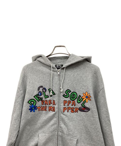 WIND AND SEA（ウィンダンシー）WIND AND SEA (ウィンダンシー) De La Soul (デラソウル) 刺繍ジップパーカー グレー サイズ:Lの古着・服飾アイテム