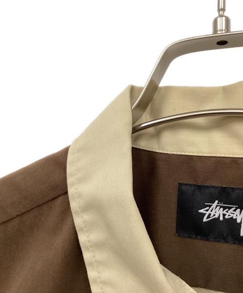 stussy（ステューシー）stussy (ステューシー) 半袖シャツ ブラウン×ベージュ サイズ:Mの古着・服飾アイテム