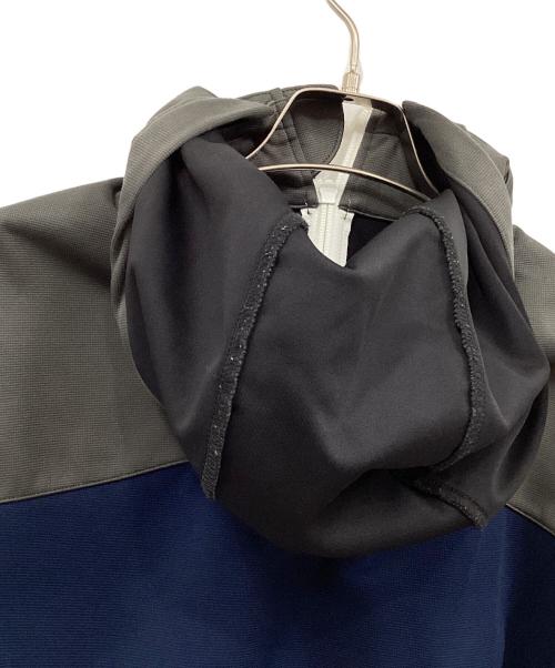 THE NORTH FACE（ザ ノース フェイス）THE NORTH FACE (ザ ノース フェイス) ジップパーカー グレー×ネイビー サイズ:Lの古着・服飾アイテム