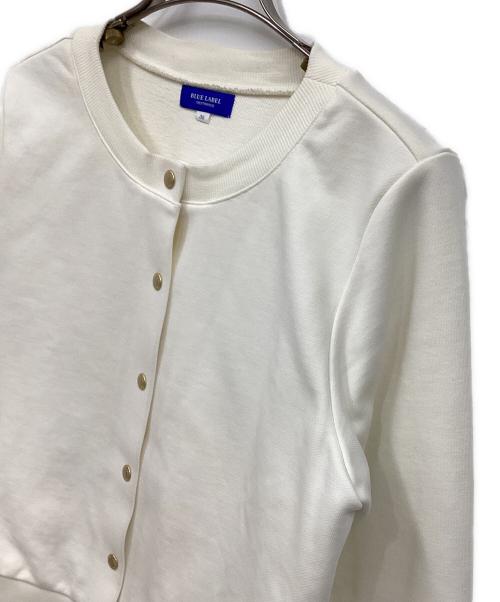 BLUE LABEL CRESTBRIDGE（ブルーレーベルクレストブリッジ）BLUE LABEL CRESTBRIDGE (ブルーレーベルクレストブリッジ) コンパクトソフト裏毛カーディガン ベージュ サイズ:38の古着・服飾アイテム