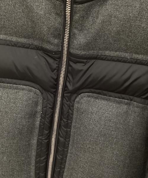 MONCLER（モンクレール）MONCLER (モンクレール) DEDION ダウンジャケット グレー×ブラック サイズ:2の古着・服飾アイテム