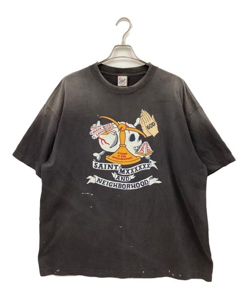 SAINT Mxxxxxx（セントマイケル）SAINT Mxxxxxx (セントマイケル) NEIGHBORHOOD (ネイバーフッド) STHD.SS TEE PRAY グレー サイズ:XXLの古着・服飾アイテム