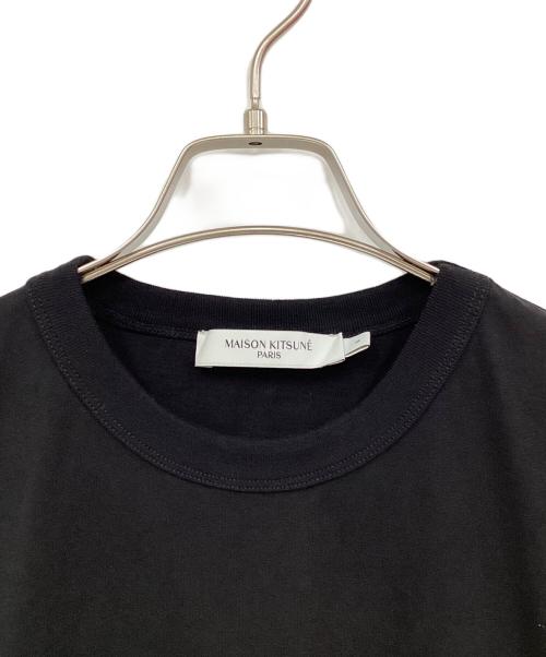 maison kitsune（メゾンキツネ）maison kitsune (メゾンキツネ) フォックスヘッドパッチクラシックTシャツ ブラック サイズ:Sの古着・服飾アイテム