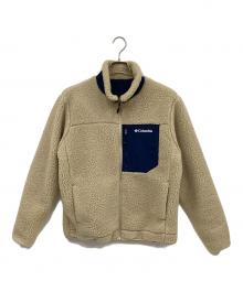 Columbia（コロンビア）の古着「リバーシブルフリースジャケット」｜ベージュ×ネイビー