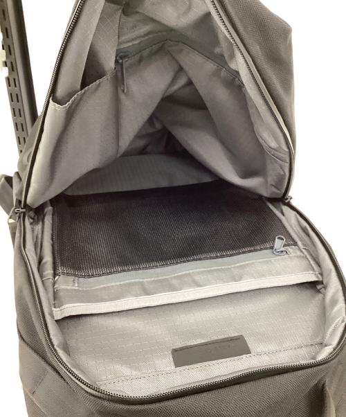 ABLE CARRY（エイブルキャリー）ABLE CARRY (エイブルキャリー) Daily Backpack ブラックの古着・服飾アイテム