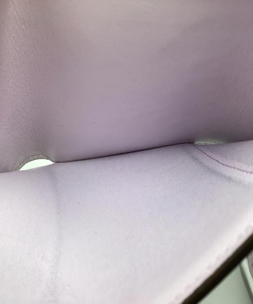 LOUIS VUITTON（ルイ ヴィトン）LOUIS VUITTON (ルイ ヴィトン) ルイヴィトン ポルトフォイユ・イリス コンパクト マヒナ M80693 3つ折り財布 ホワイトの古着・服飾アイテム