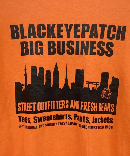 THE BLACK EYE PATCH（ブラックアイパッチ）THE BLACK EYE PATCH (ブラックアイパッチ) クルーネックスウェット オレンジ サイズ:XLの古着・服飾アイテム
