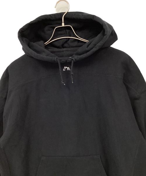 CMF OUTDOOR GARMENT（コンフィーアウトドアガーメント）CMF OUTDOOR GARMENT (コンフィーアウトドアガーメント) プルオーバーパーカー ブラック サイズ:Mの古着・服飾アイテム