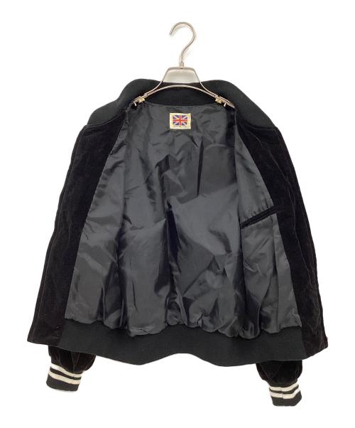 LONDON F.B.（ロンドン エフビー）LONDON F.B. (ロンドン エフビー) ベロアスカジャン ブラック×ホワイト サイズ:FREEの古着・服飾アイテム