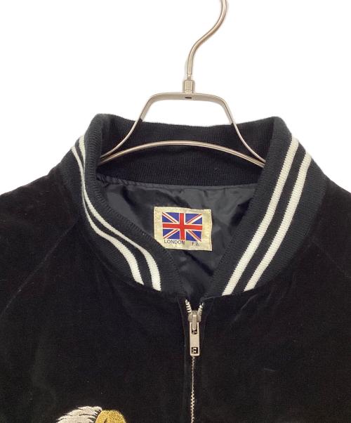 LONDON F.B.（ロンドン エフビー）LONDON F.B. (ロンドン エフビー) ベロアスカジャン ブラック×ホワイト サイズ:FREEの古着・服飾アイテム