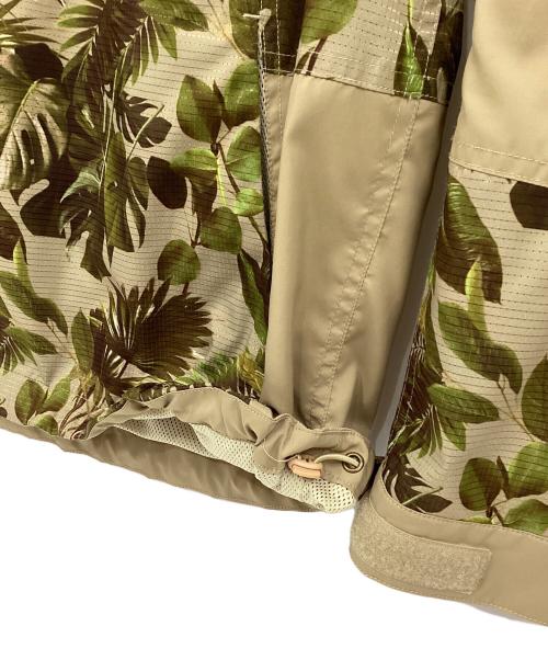 The Duffer of ST.George（ザ ダファーオブセントジョージ）The Duffer of ST.George (ザ ダファーオブセントジョージ) ボタニカル柄パーカー ベージュ×オリーブ サイズ:Lの古着・服飾アイテム