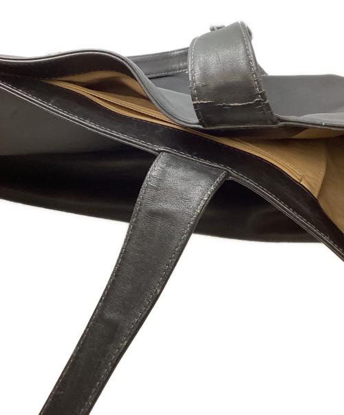 CHANEL（シャネル）CHANEL (シャネル) シャネル/ロゴレザートートバッグ ブラックの古着・服飾アイテム