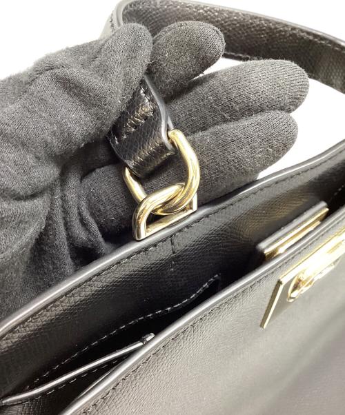 FURLA（フルラ）FURLA (フルラ) フルラ/WB00654/ハンドバッグ ブラック×ゴールドの古着・服飾アイテム