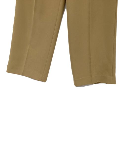 Ameri（アメリ）Ameri (アメリ) 2TUCKS STRAIGHT PANTS ベージュ サイズ:Mの古着・服飾アイテム