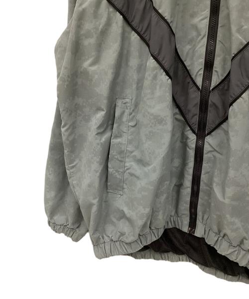 US ARMY（ユーエスアーミー）US ARMY (ユーエスアーミー) トレーニングジャケット カーキ サイズ:XLの古着・服飾アイテム