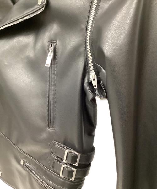 GU（ジーユー）GU (ジーユー) UNDERCOVER (アンダーカバー) フェイクレザージャケット ブラック サイズ:Mの古着・服飾アイテム