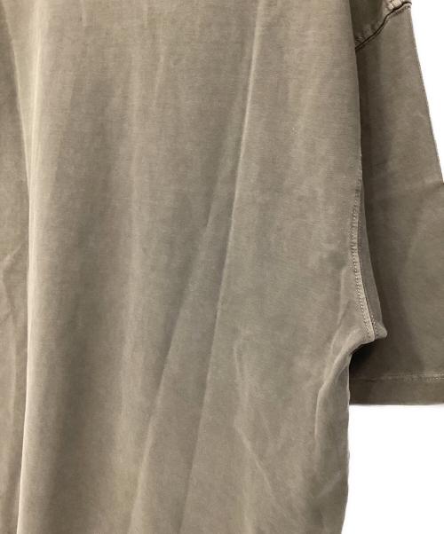 ANOTHER OFFICE（アナザーオフィス）ANOTHER OFFICE (アナザーオフィス) Tシャツ オリーブ サイズ:2 未使用品の古着・服飾アイテム