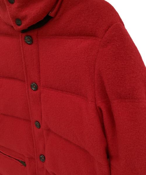 ARMANI COLLEZIONI（アルマーニ コレツィオーニ）ARMANI COLLEZIONI (アルマーニ コレツィオーニ) ダウンジャケット レッド サイズ:52の古着・服飾アイテム