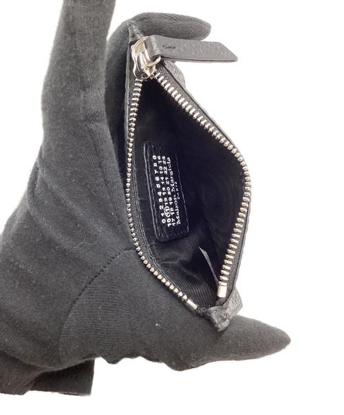 Maison Margiela（メゾンマルジェラ）Maison Margiela (メゾンマルジェラ) メゾンマルジェラ/S56UI0143/フラグメントケース ブラックの古着・服飾アイテム