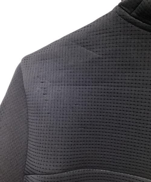 PEARLY GATES（パーリーゲイツ）PEARLY GATES (パーリーゲイツ) ゴルフウェア(トップス) ブラック サイズ:4の古着・服飾アイテム