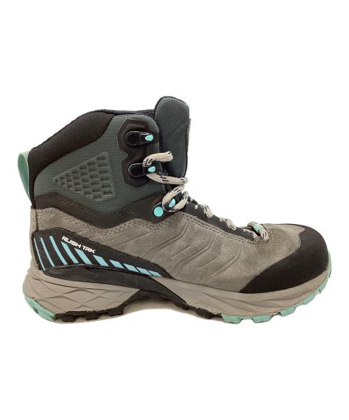 SCARPA（スカルパ）SCARPA (スカルパ) トレッキングブーツ グレー サイズ:EU37の古着・服飾アイテム