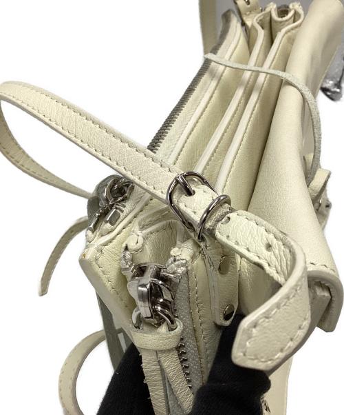 BALENCIAGA（バレンシアガ）BALENCIAGA (バレンシアガ) バレンシアガ/557907 W9923/ショルダーバッグ ベージュの古着・服飾アイテム
