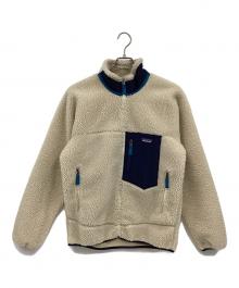 Patagonia（パタゴニア）の古着「クラシックレトロXジャケット」｜アイボリー×ネイビー