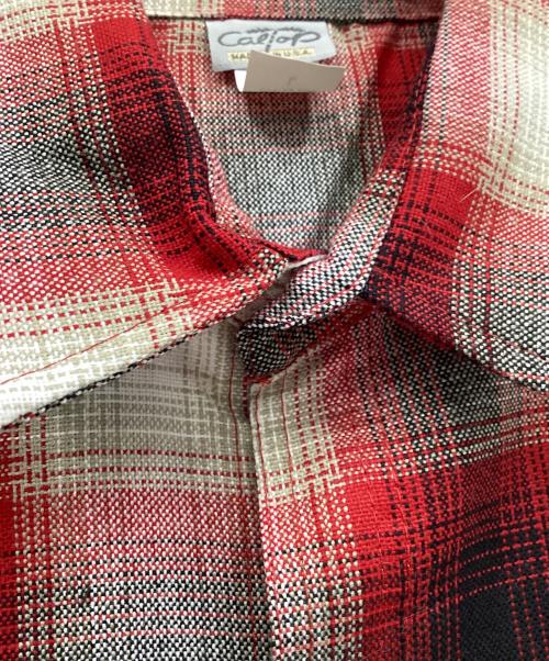 CalTop（キャルトップ）CalTop (キャルトップ) 半袖シャツ ホワイト×レッド サイズ:Lの古着・服飾アイテム