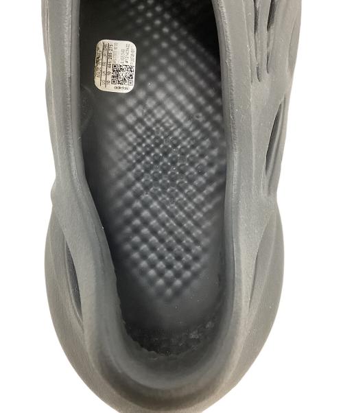 adidas（アディダス）adidas (アディダス) ラバーサンダル グレー サイズ:27.5cmの古着・服飾アイテム