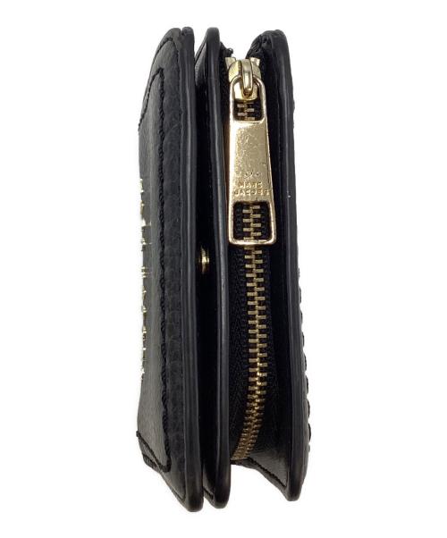 Marc by Marc Jacobs（マークバイマークジェイコブス）Marc by Marc Jacobs (マークバイマークジェイコブス) マークバイマークジェイコブス/S101L01SP21/2つ折り財布 ブラックの古着・服飾アイテム