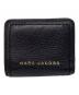 Marc by Marc Jacobs（マークバイマークジェイコブス）の古着「マークバイマークジェイコブス/S101L01SP21/2つ折り財布」｜ブラック