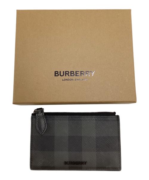 BURBERRY（バーバリー）BURBERRY (バーバリー) バーバリー/ジップカードケース/80716801 グレー×ブラックの古着・服飾アイテム