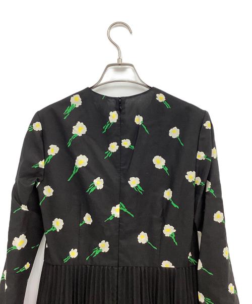 RED VALENTINO（レッドヴァレンティノ）RED VALENTINO (レッドヴァレンティノ) 長袖ワンピース ブラック×オレンジ サイズ:38の古着・服飾アイテム