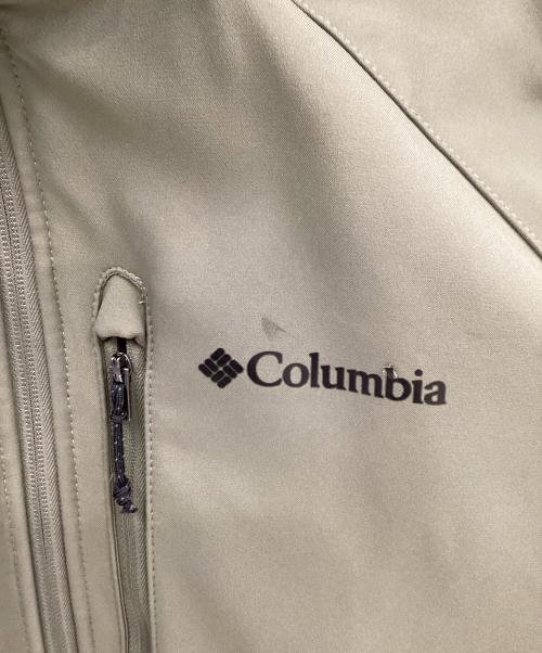 Columbia（コロンビア）Columbia (コロンビア) カスケードリッジ2ソフトシェルジャケット カーキ サイズ:Lの古着・服飾アイテム