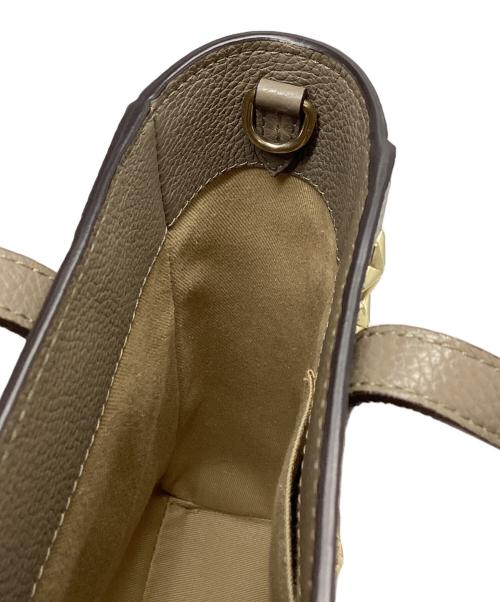 JIMMY CHOO（ジミーチュウ）JIMMY CHOO (ジミーチュウ) ジミーチュウ/ペガシ/2WAYショルダーバッグ ベージュの古着・服飾アイテム