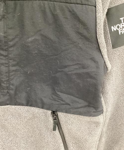 THE NORTH FACE（ザ ノース フェイス）THE NORTH FACE (ザ ノース フェイス) DENALI JACKET ブラック×グレー サイズ:Ⅿの古着・服飾アイテム