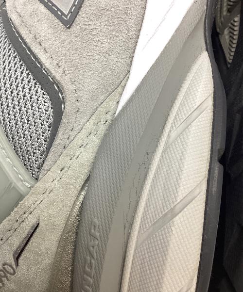 NEW BALANCE（ニューバランス）NEW BALANCE (ニューバランス) M990 V5 GL5 Width:D グレー  グレー×ホワイト サイズ:27cmの古着・服飾アイテム