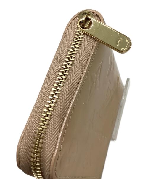 LOUIS VUITTON（ルイ ヴィトン）LOUIS VUITTON (ルイ ヴィトン) ルイ ヴィトン/ヴェルニ/M90203/小銭入れ ベージュの古着・服飾アイテム