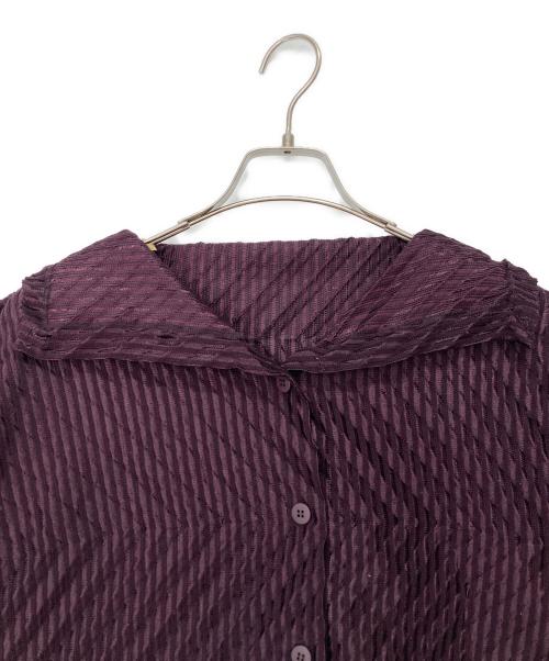 me ISSEY MIYAKE（ミーイッセイ ミヤケ）me ISSEY MIYAKE (ミーイッセイ ミヤケ) プリーツ加工ワイドジャケット パープル サイズ:-の古着・服飾アイテム