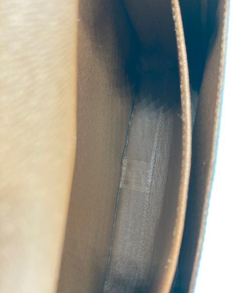 LOUIS VUITTON（ルイ ヴィトン）LOUIS VUITTON (ルイ ヴィトン) ショルダーバッグ ブラウンの古着・服飾アイテム