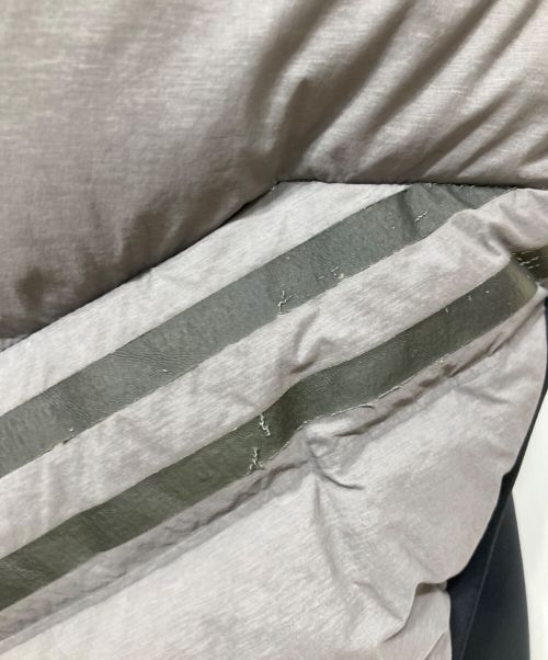 CANADA GOOSE（カナダグース）CANADA GOOSE (カナダグース) ダウンジャケット グレー×ブラック サイズ:Sの古着・服飾アイテム