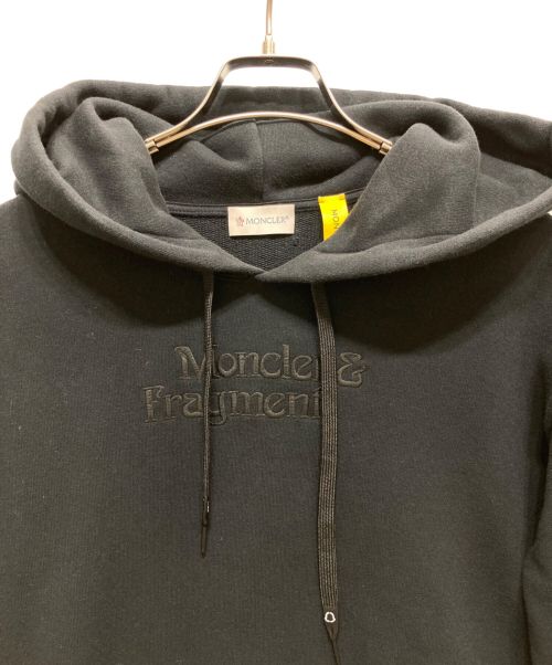 MONCLER（モンクレール）MONCLER (モンクレール) FRAGMENTS (フラグメント) バックプリント スウェット ブラック サイズ:Mの古着・服飾アイテム