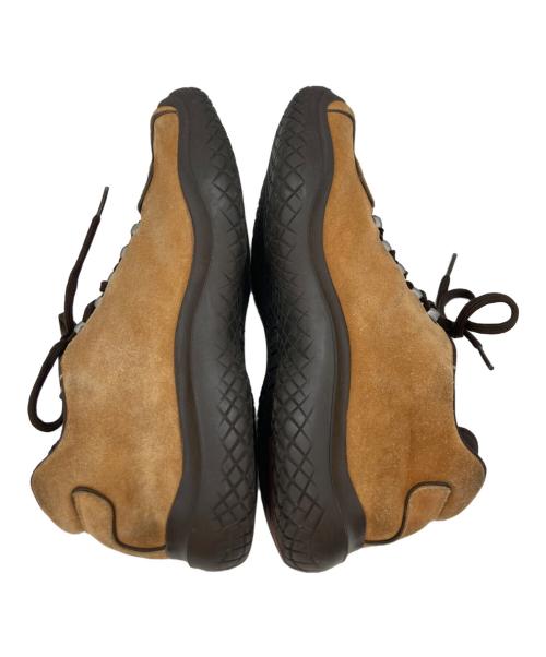 PRADA（プラダ）PRADA (プラダ) ローカットスニーカー ブラウン サイズ:7の古着・服飾アイテム