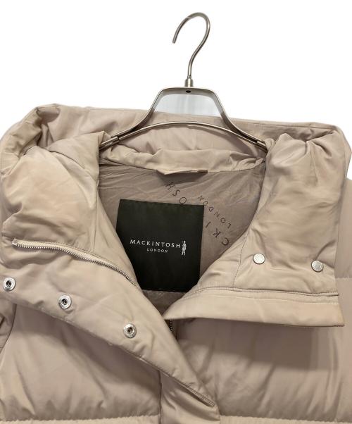MACKINTOSH LONDON（マッキントッシュ ロンドン）MACKINTOSH LONDON (マッキントッシュ ロンドン) ダウンコート ベージュ サイズ:38の古着・服飾アイテム